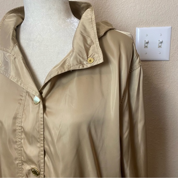 Michael Kors Gold Packable Windbreaker Hooded Snap Button Windbreaker Jacket XL - Picture 3 of 10